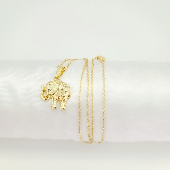 18K Gold Filled Good luck elephant necklace. New - Picture 2 of 7